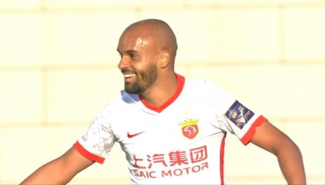 云开体育官网入口-【足协杯】保利尼奥世界波吕文君点射 海港2比1陕西